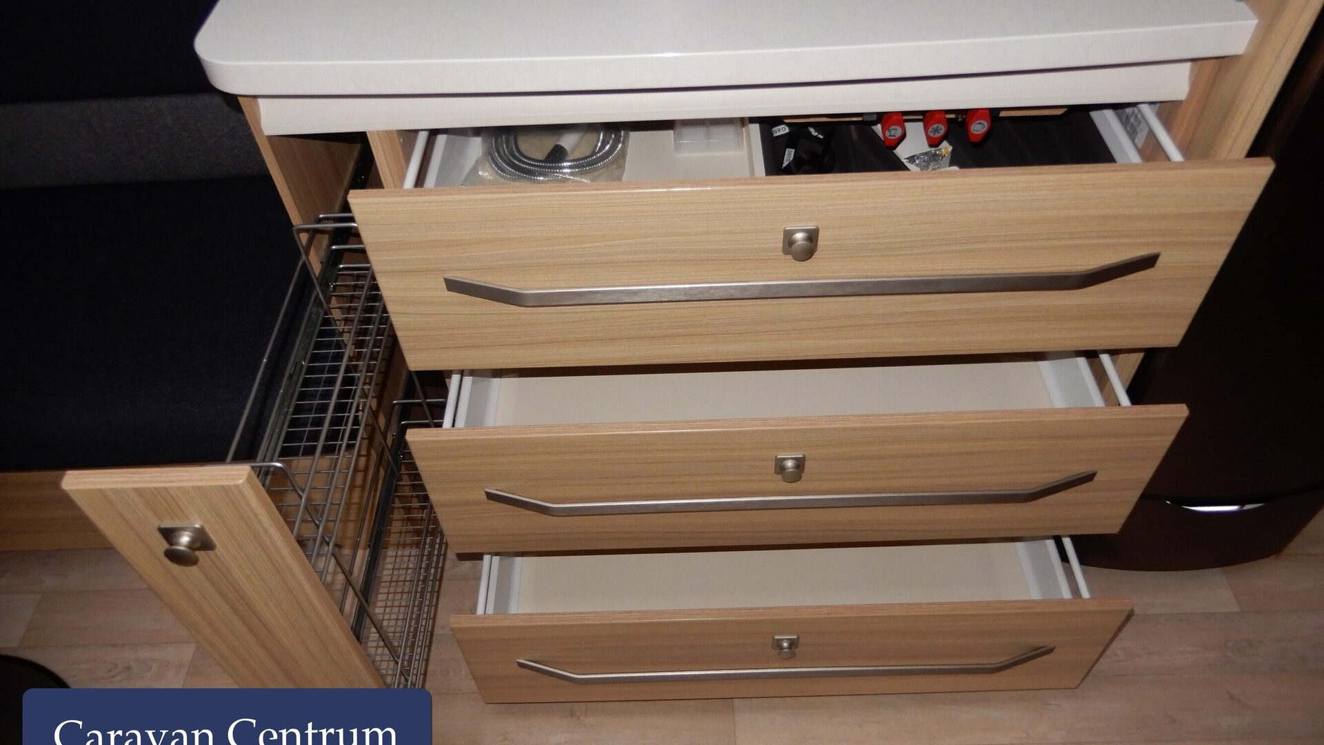 6ffa70aa076412f2af1a34e0917aca4f245e8c095f02ed93127e135720715a5a