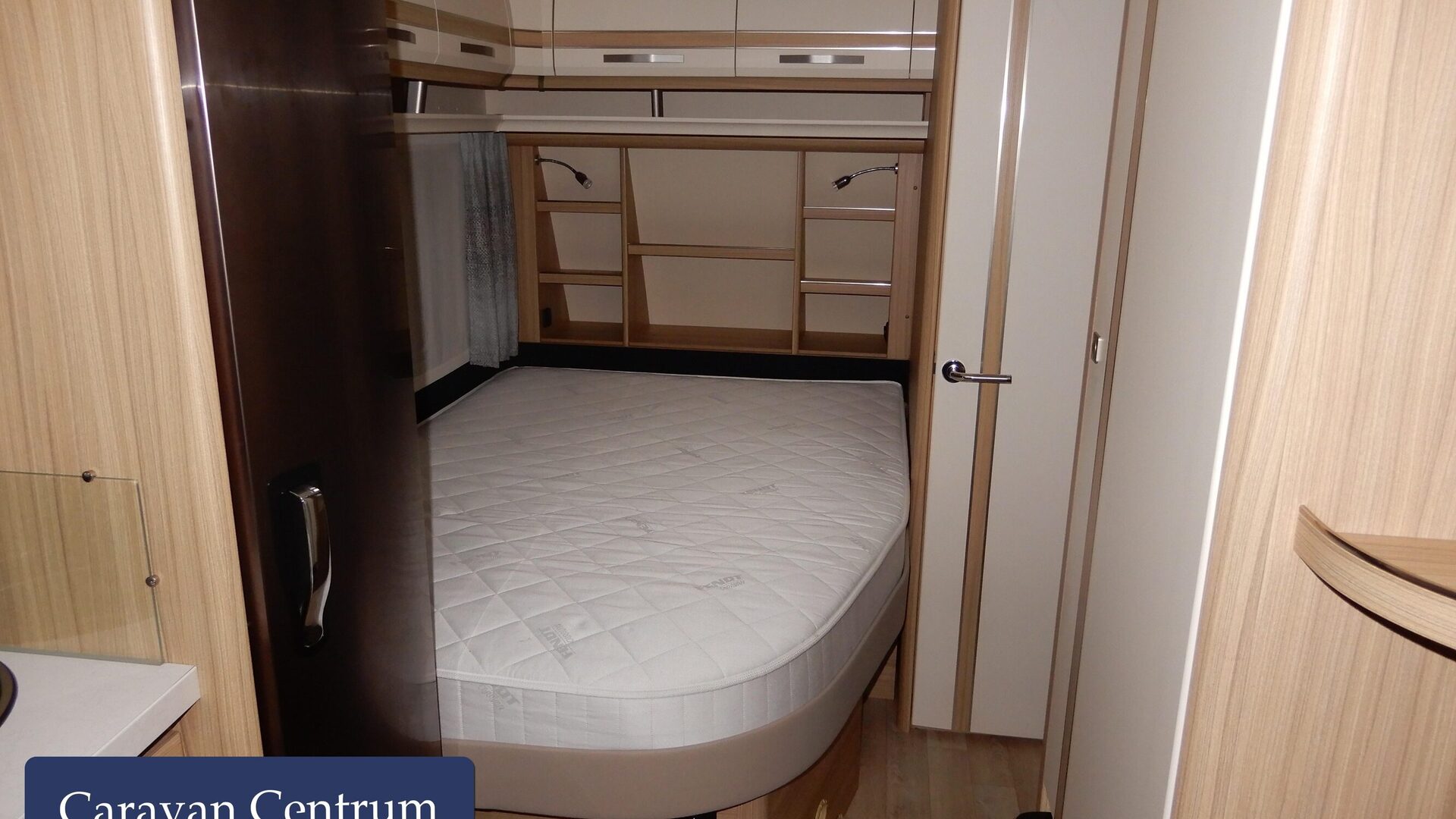 e5507bc8ff12d7682a5dfbbd2e6adccc3ac6b10e53f5024325ffa5caa4a3c163