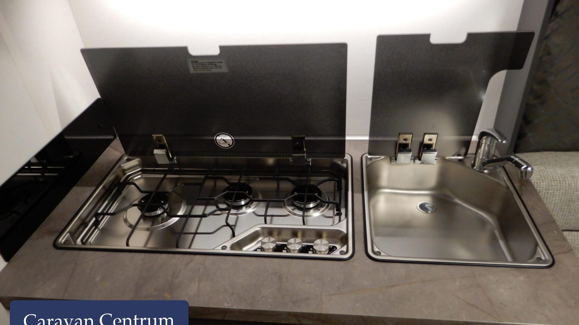 339c9bd36c3017738036afcc234db91aeea79d712eef2c4c352c86a30ebf54f9