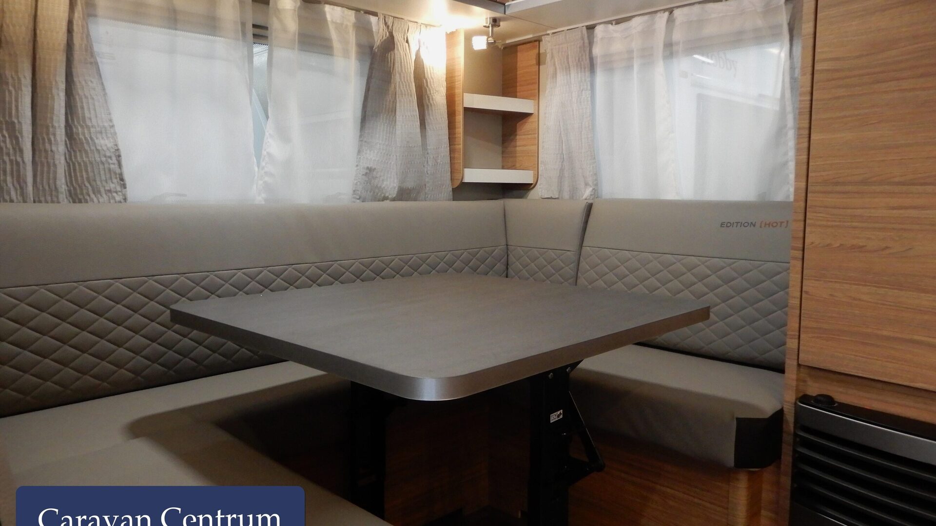 ee6c635b89739e9a2051e41be6e3375ba25ff918a6d0c6873c0316722828e23e