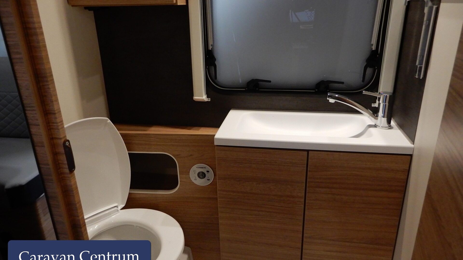 6125ae0e558504127b64b50a07aa270c8016628a81cc70007282157d0830de9d