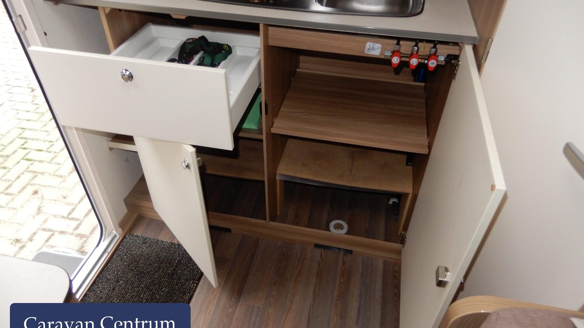 592de059eed99db716a08663902590faeef3b4d695c5331cef1b2183f8c26ad3