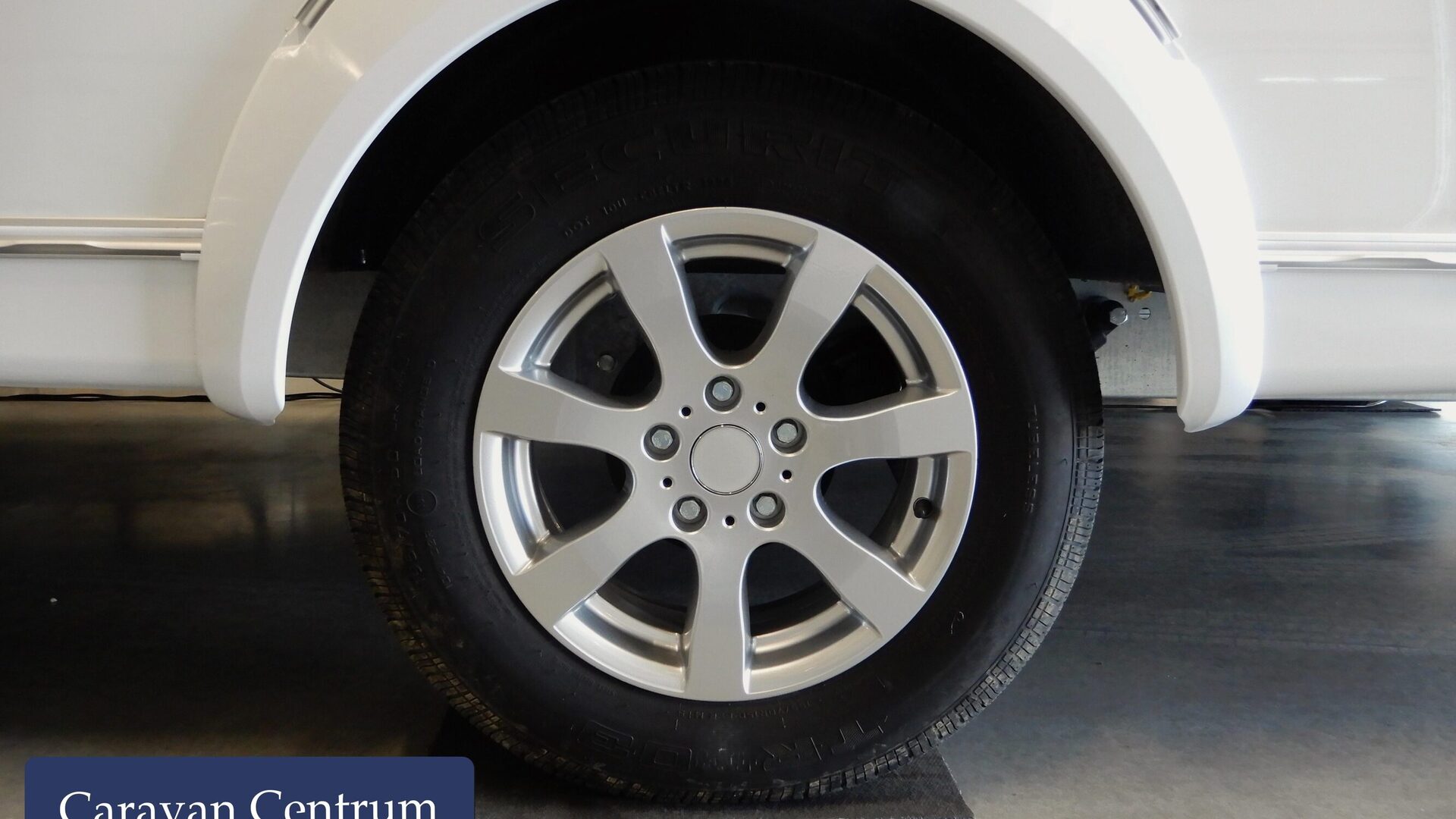 731d256dcd452a51ac364bab1fceff3f57daa879cef12cb8e9f8324f81e4ff30