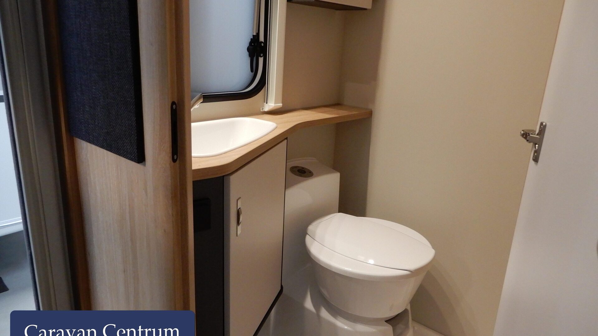 09d624cb6ec9f51e6e0b84336af052b58618a5d594caa98eca01a18628834253