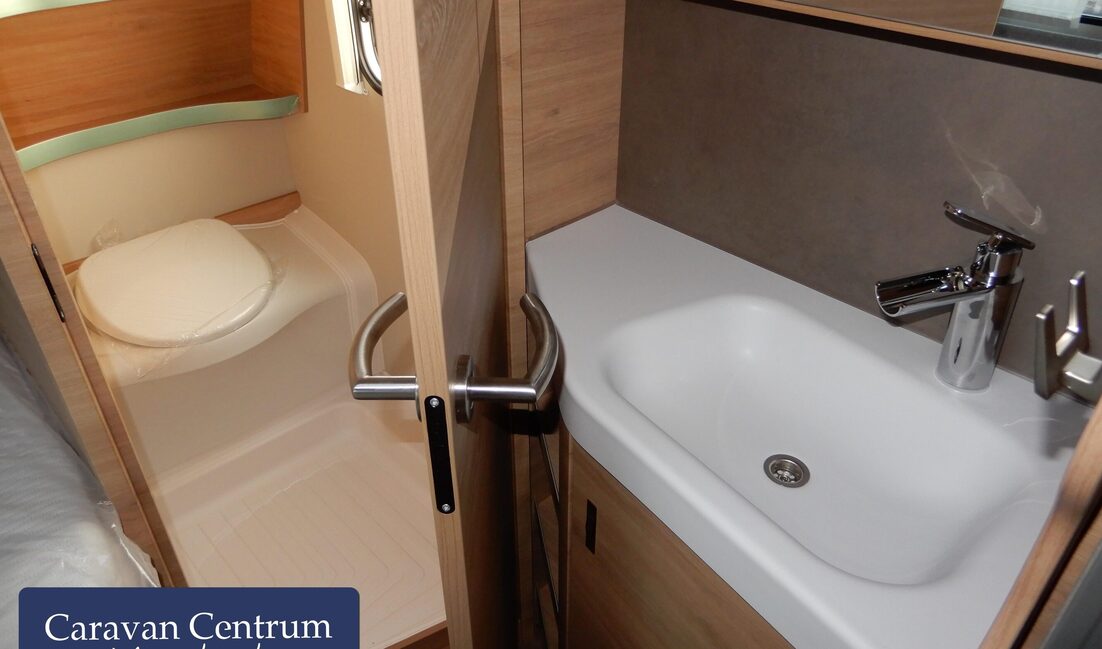 558f0766b77e6478d5fbe3b9048c17912f2b924773903604194c10c0b6094790