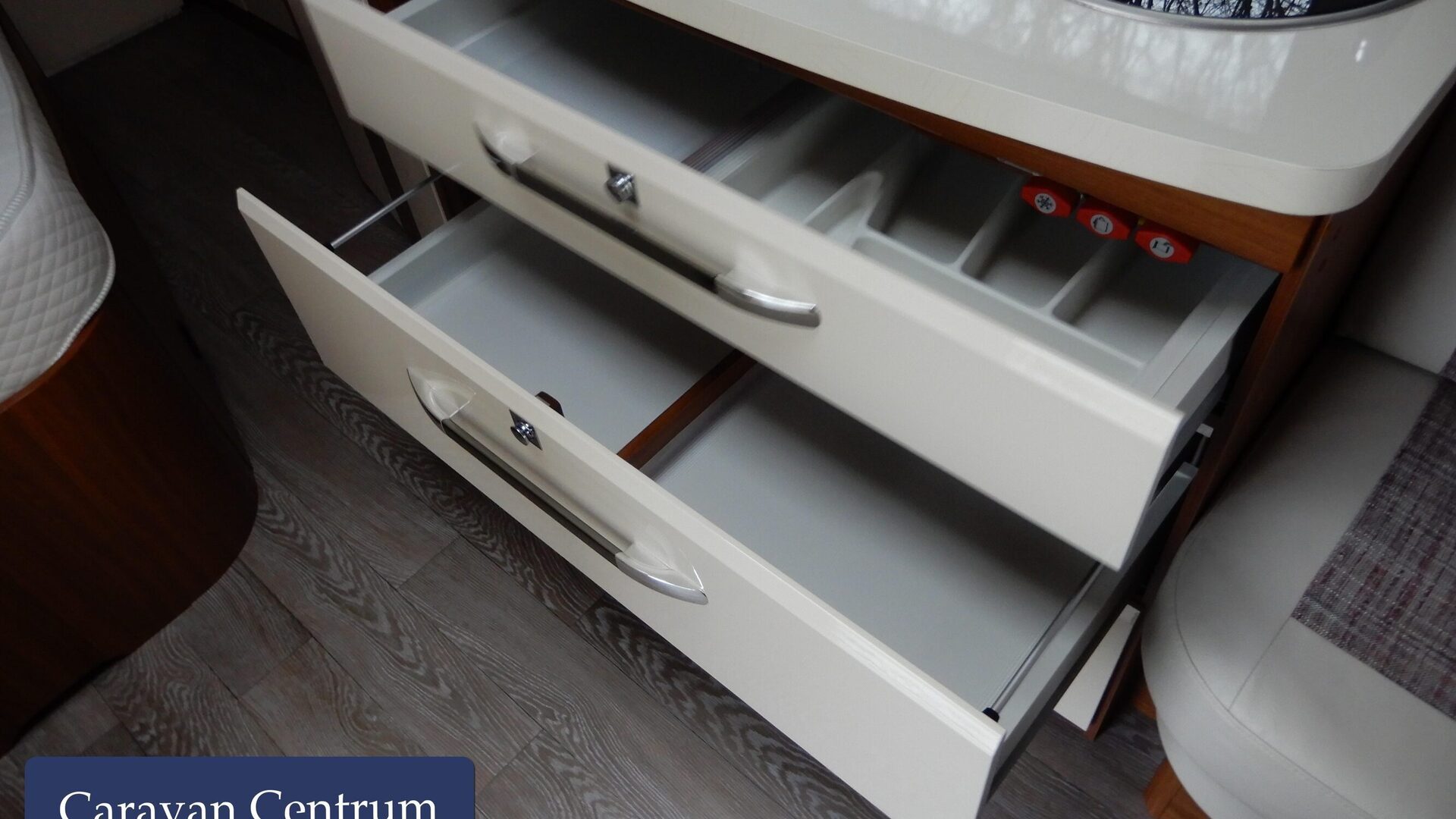 2b66c8e2ee1a193f0e58ed3be843f0214253e2c691f1505000a513f542894ec8