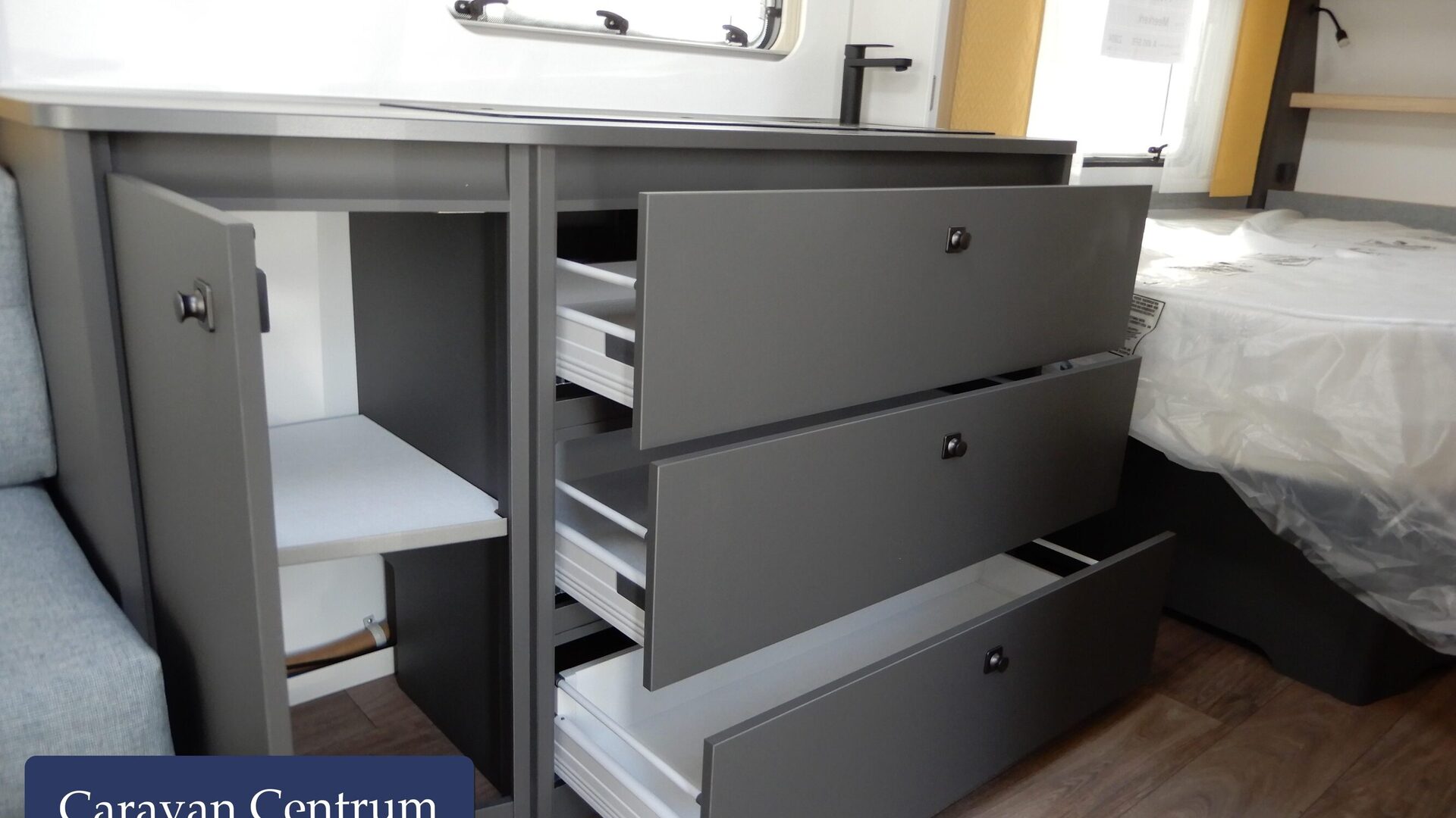 ebbb19fac69a0a815198c6b9ff0d9f190d9b6a79ec6b50394bd8fef9d09ecc0f