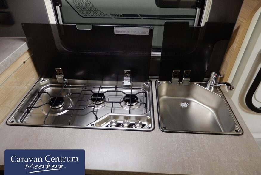 9b3471daf02871518671472873cd3f1409d371486edd771b1270dbc1f0e4c6a6