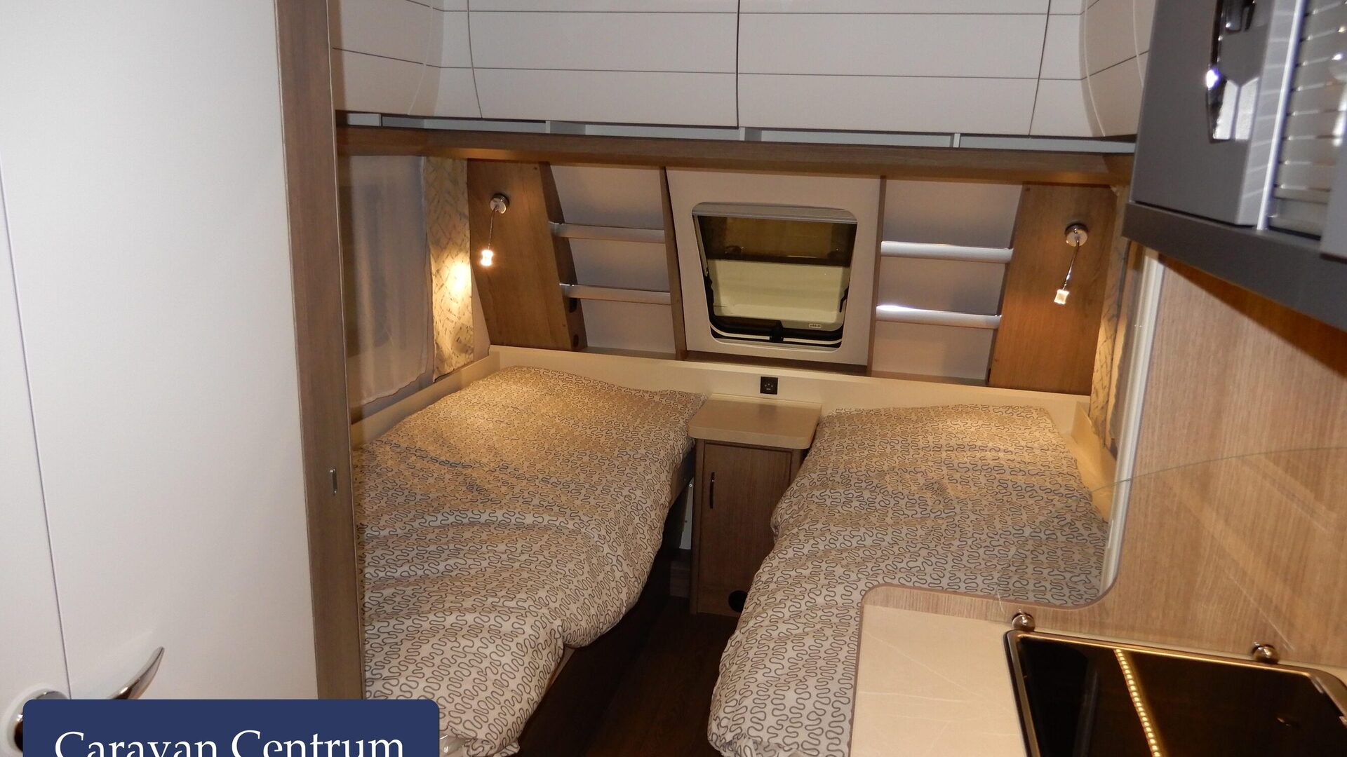 696d52b161777a953bd7e9621081a0c10d06ca9da124641c1509a0942c17aaf0