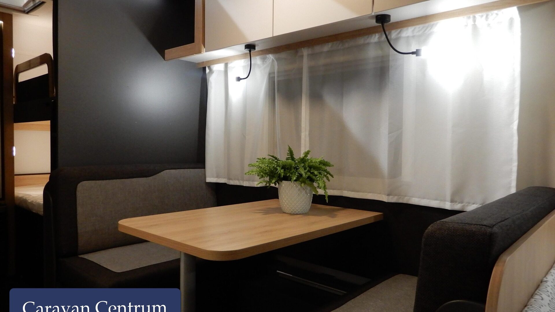 b5cded0f55c3202673de269af51a88fcc4112978bd71cde06e63523930d56810