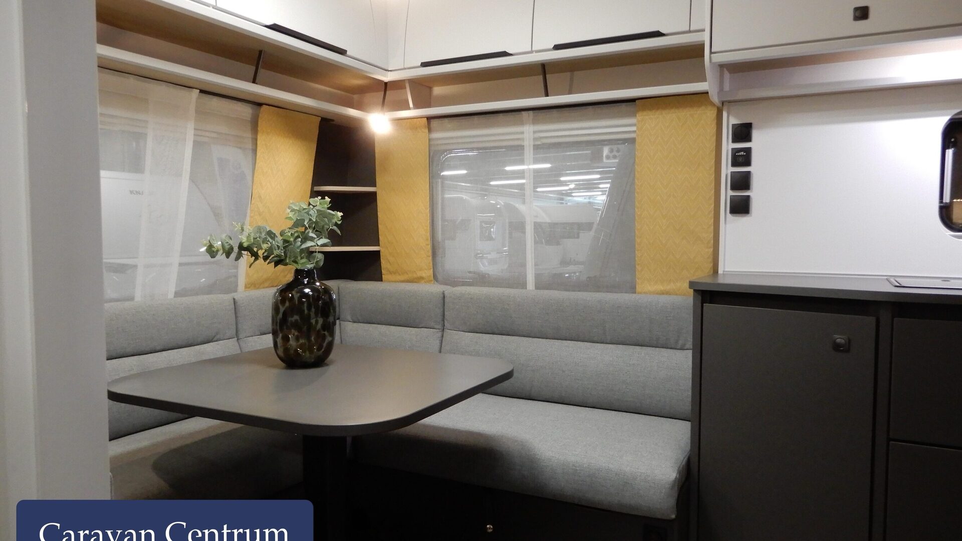 40182d5ccec44e0f25cf455f7989eb1aed644443d2792ed9b01ace9e80e70b93