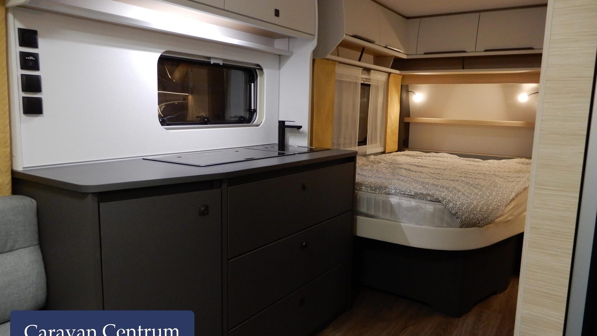 c144cff88f258a00635781f87762e82112bedfee309d23cc5c421430d83dcdf7