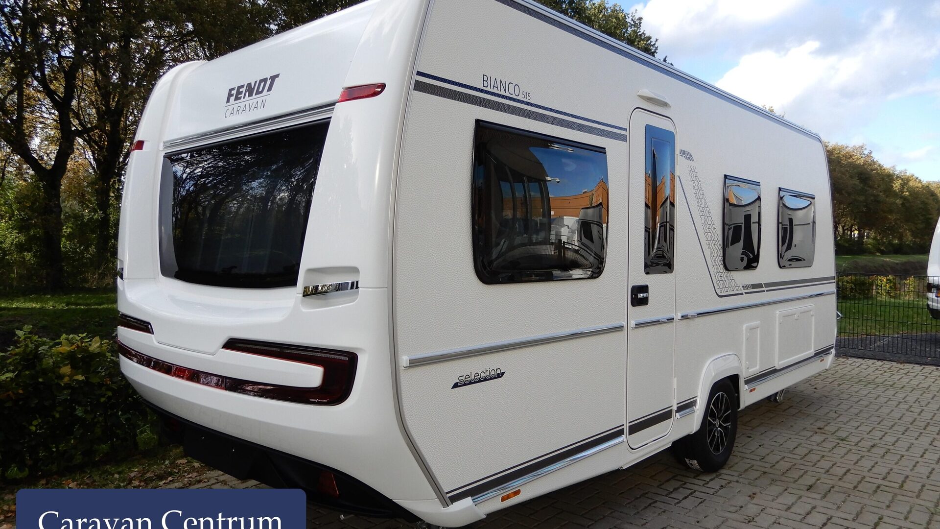 8b09ecee1cca295b5f014a002b425f7dc5bc1052b6014463bc4dfa5a07bc08cc