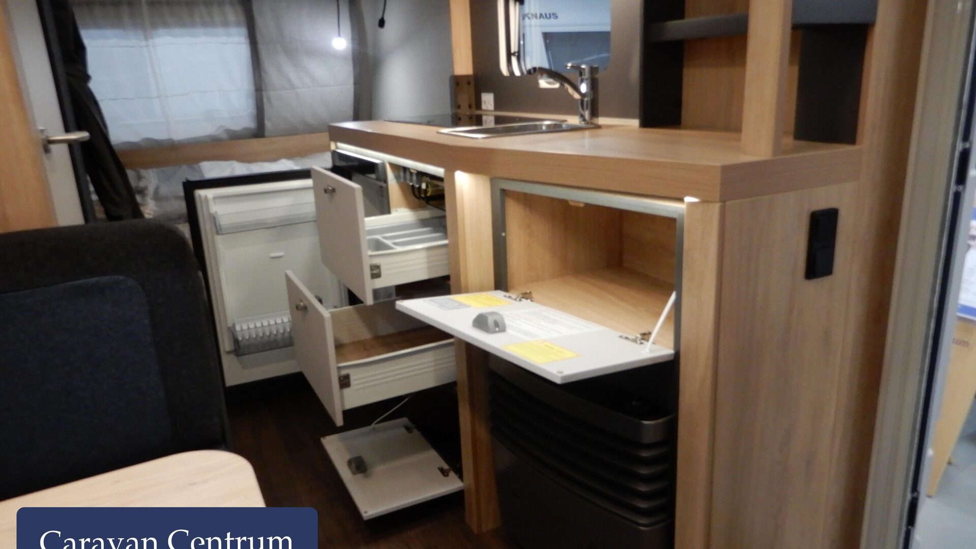 76db138fd3081b836e4169e4235b3ba7b26c50ea14cdbc83c22eb1401eecf4b2